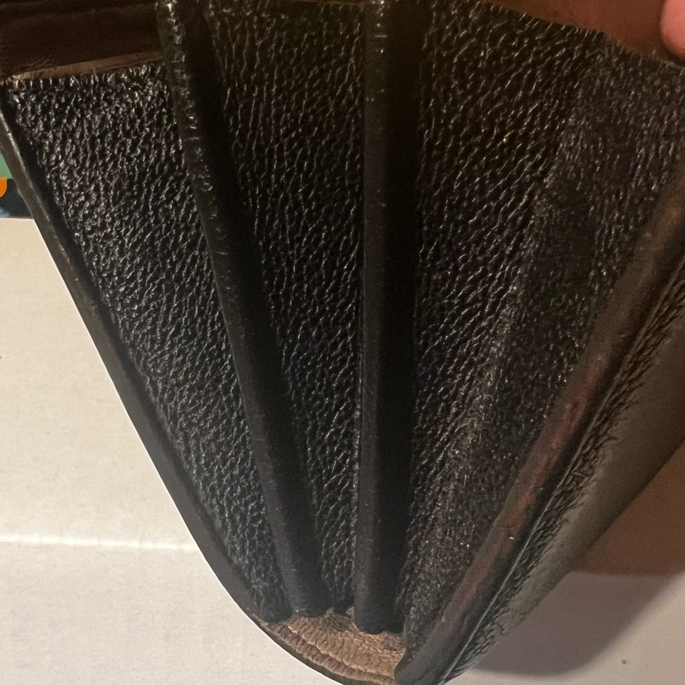 LOUIS VUITTON Portefeuille
Comet Long Wallet (BLACK) - Picture 8 of 16
